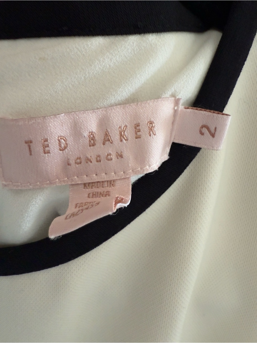 141. Ted Baker London "Saydey" sleeveless skater dress in ivory - Picture 2 of 10